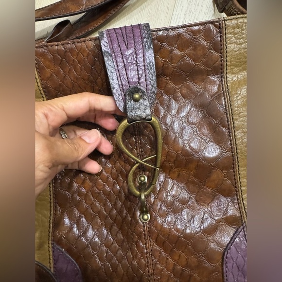 Jessica Simpson Brown and Purple crossbody Bag - Picture 4 of 9